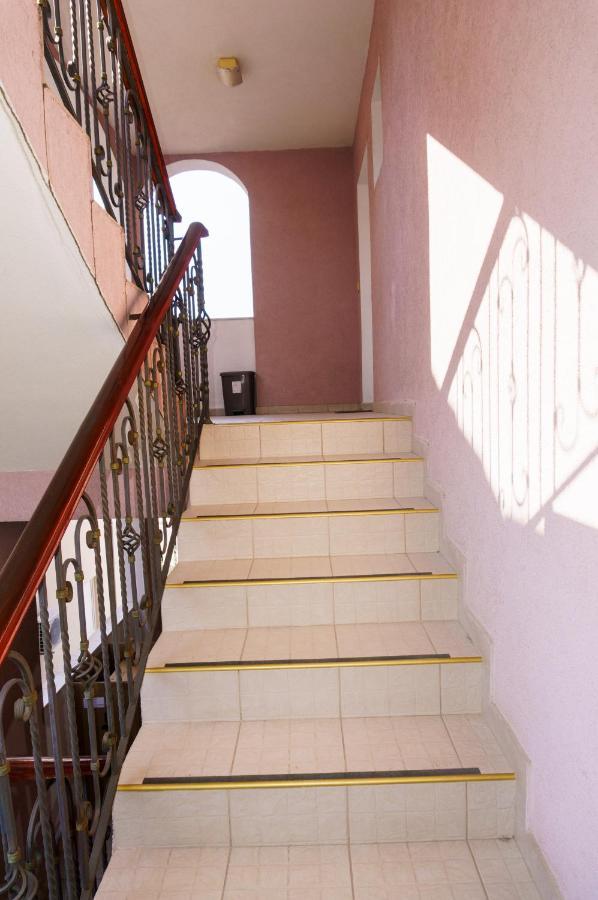 Guest House Perper Tivat Exterior photo