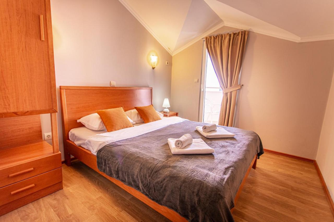 Guest House Perper Tivat Exterior photo